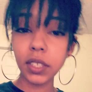 Meet your Posher, Gabrielle